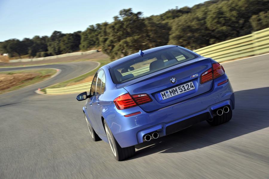  BMW M5 2011 года  (фото 125 из 344)